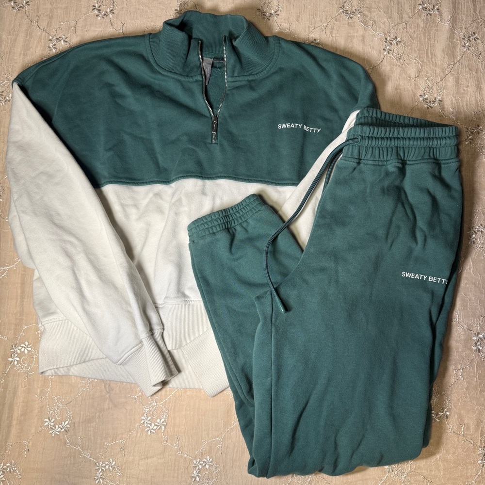 Sweaty Betty 2-Piece Quarter Zip & Jogger Set – Top L/XL, Bottoms Medium.